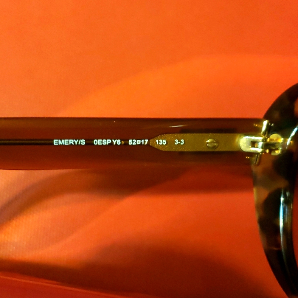 Kate Spade Sunglasses - Picture 4 of 7